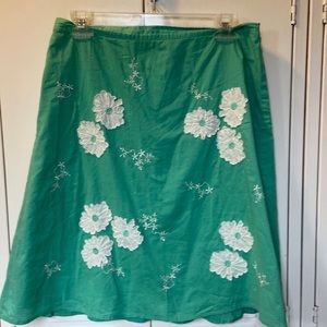 New York City Design Co | Midi flower appliqué skirt